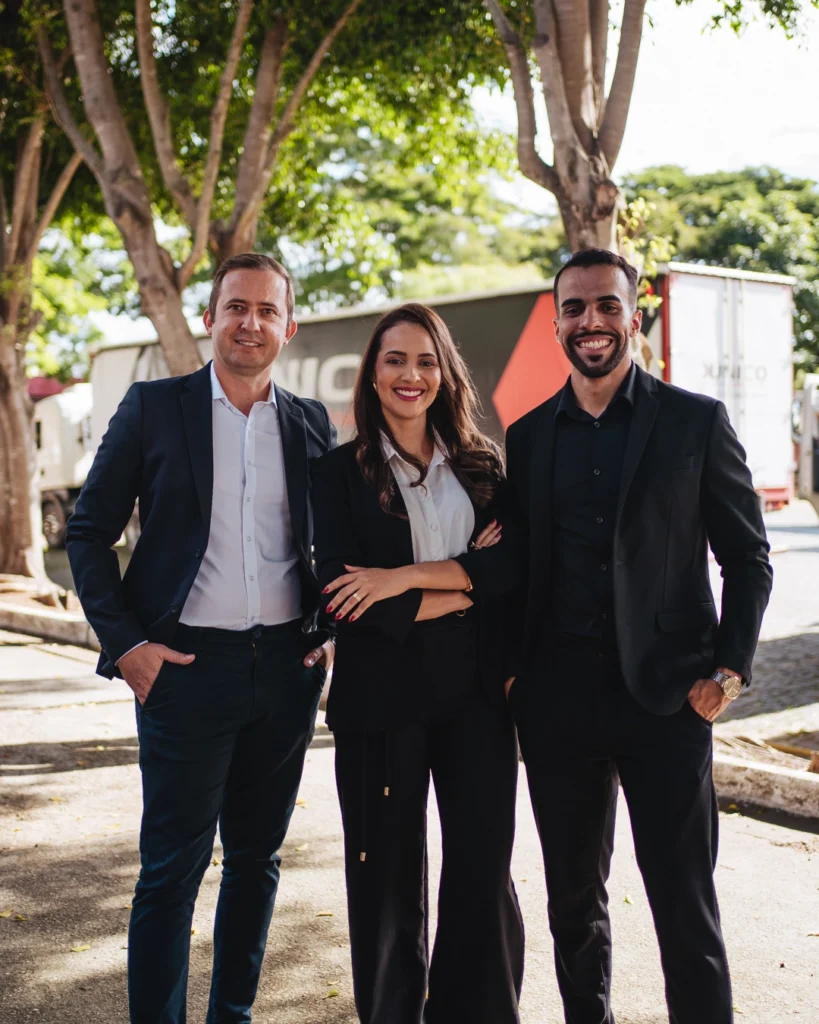 Diretoria da Único Group especialista em supply chain e transporte aduaneiro
